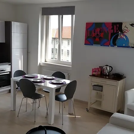 Greg's Great Location * Любляна