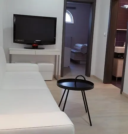 Greg's Great Location