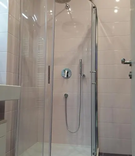 Apartment Greg's Great Location